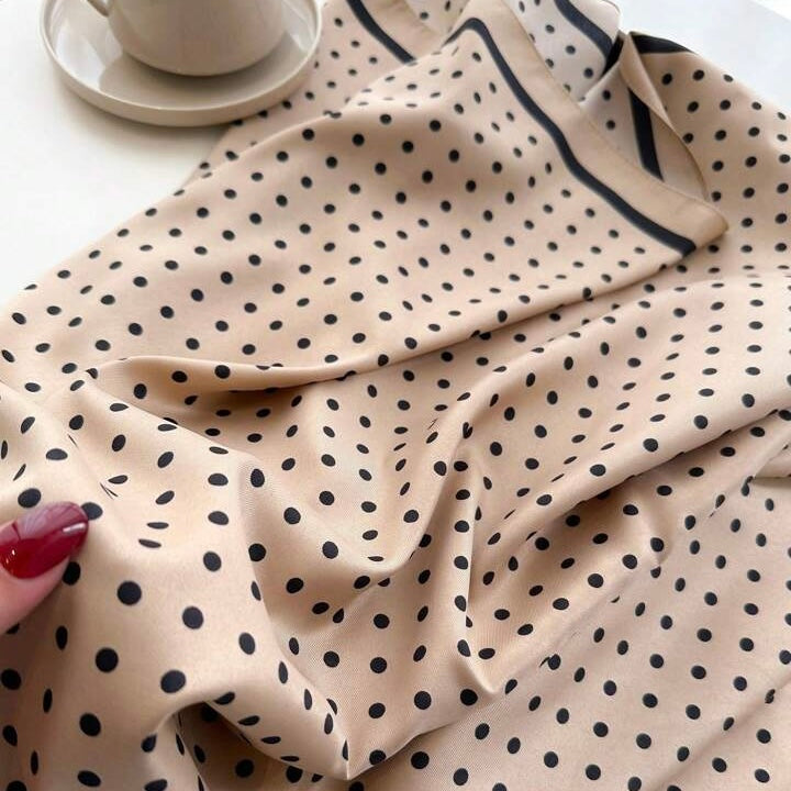 Geometrica Square Woven Satin in Polka