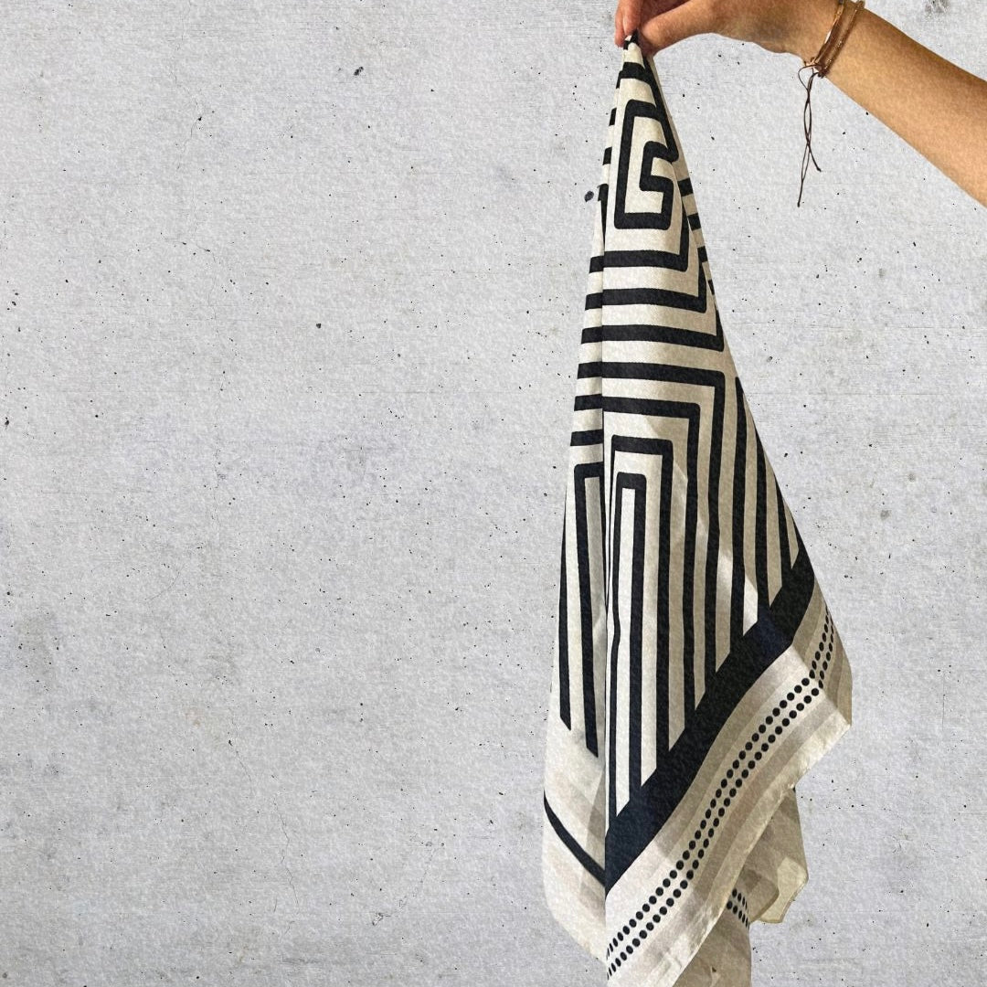 Geometrica Square Woven Satin in Maze