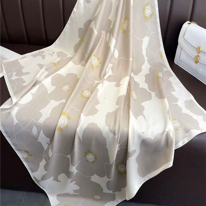 Flora Woven Satin Square in Poppy Light